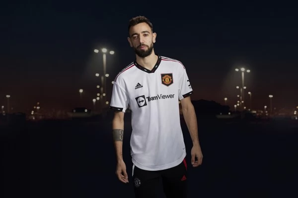 Manchester United Voetbaltenue R. Varane 19 2022-2023 Uitshirt Kids